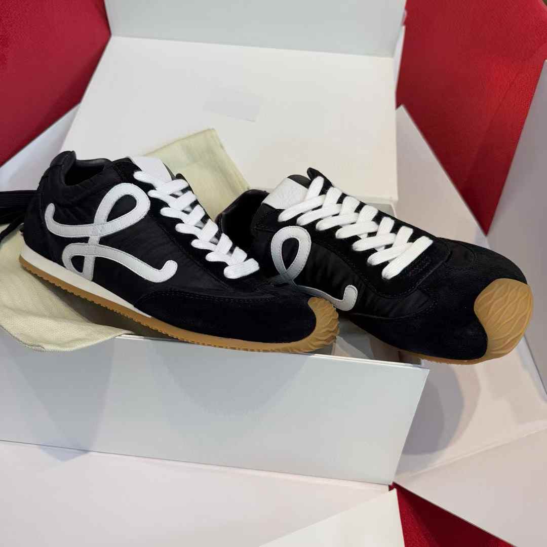 Loewe Sneakers view 15