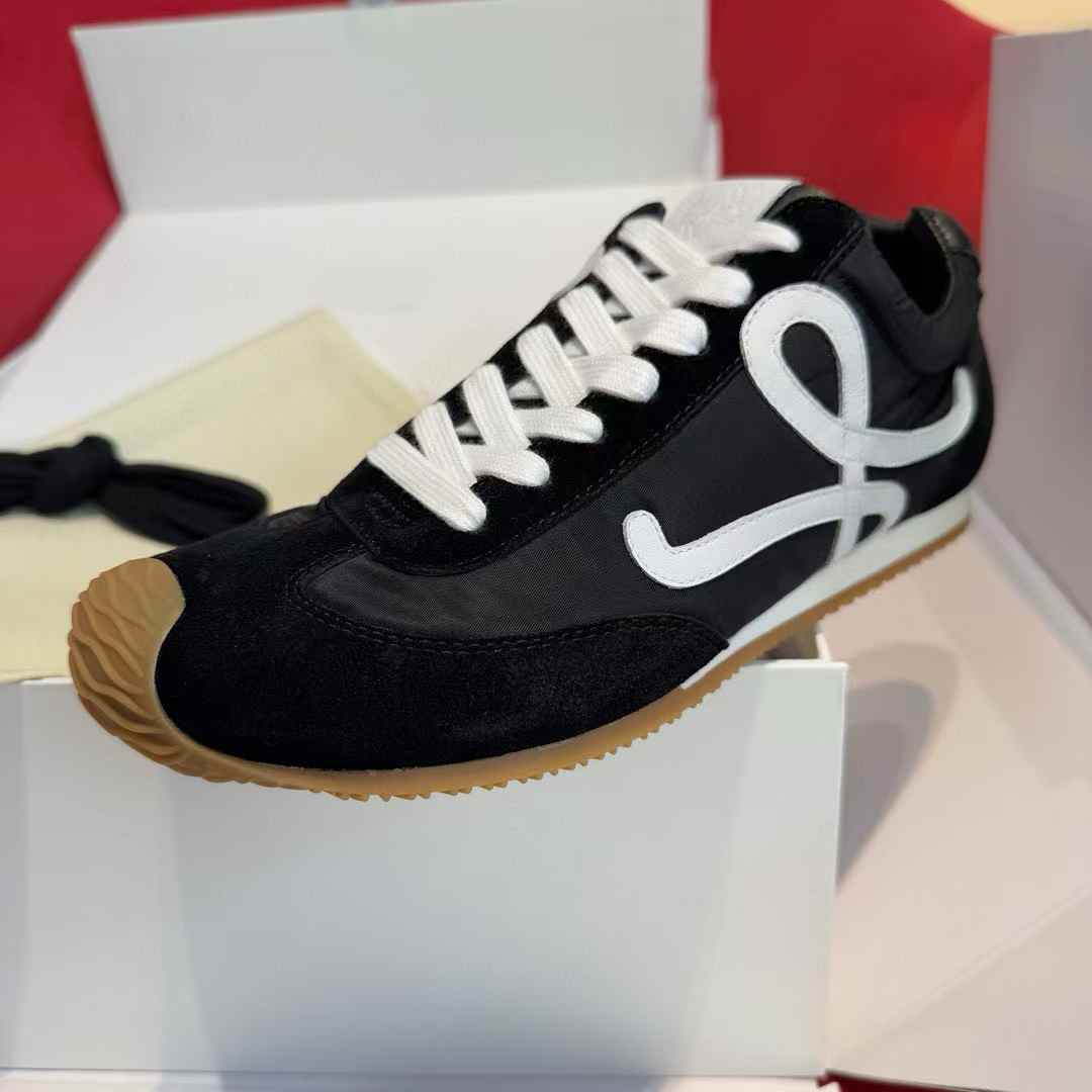 Loewe Sneakers view 16