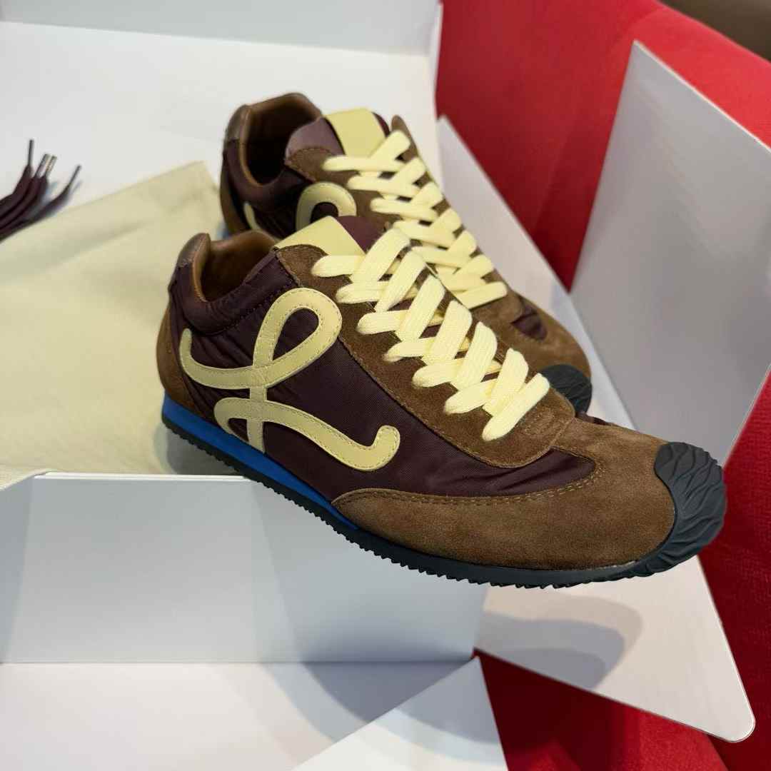 Loewe Sneakers view 25