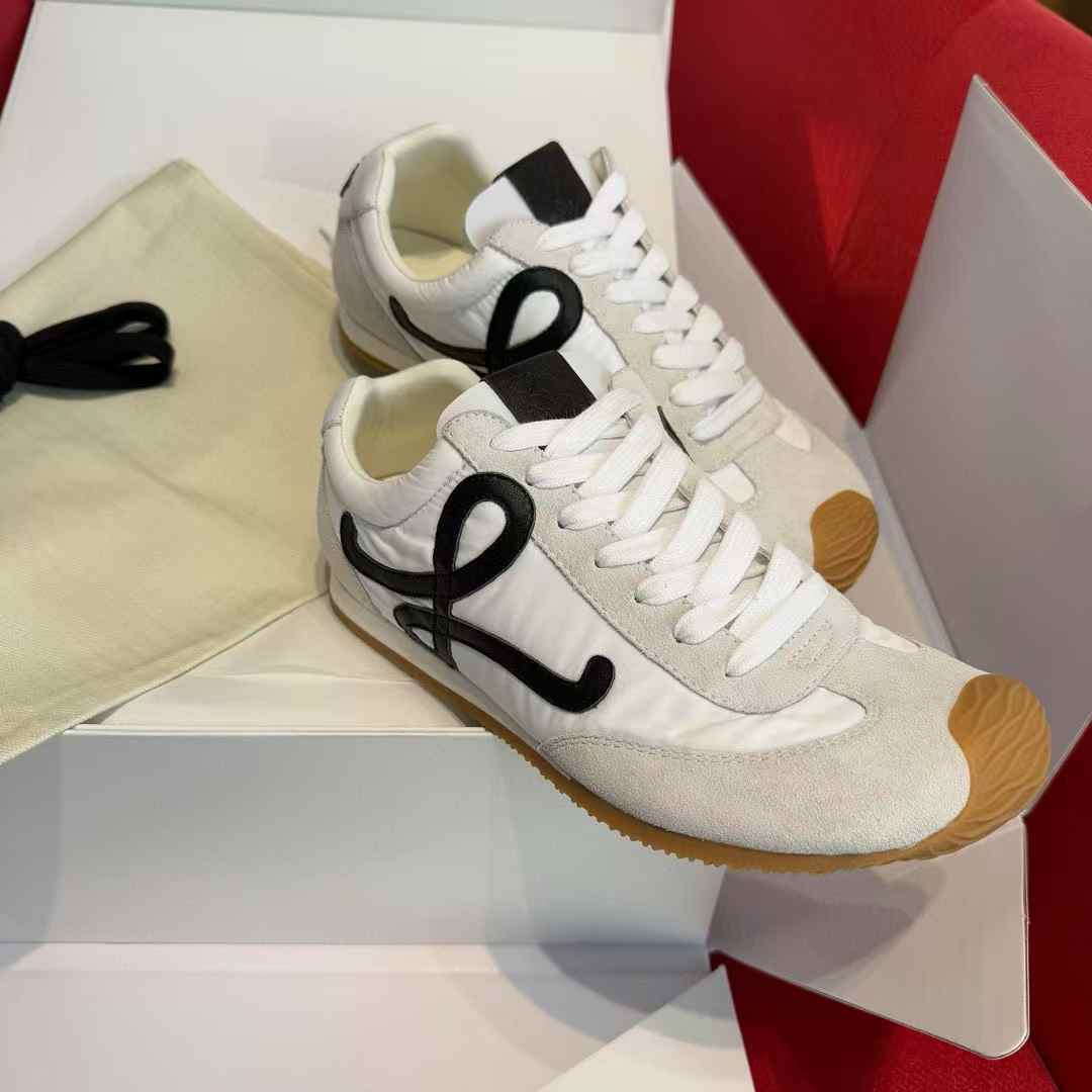 Loewe Sneakers view 3