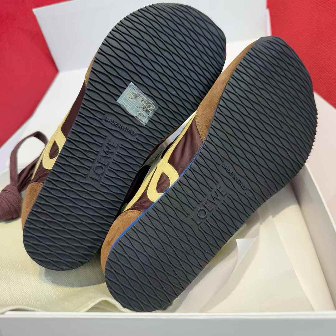 Loewe Sneakers view 31