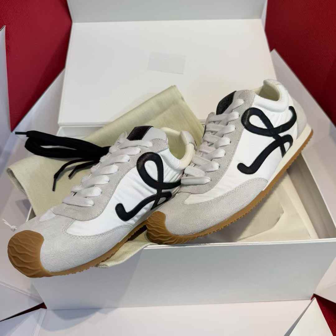Loewe Sneakers view 4