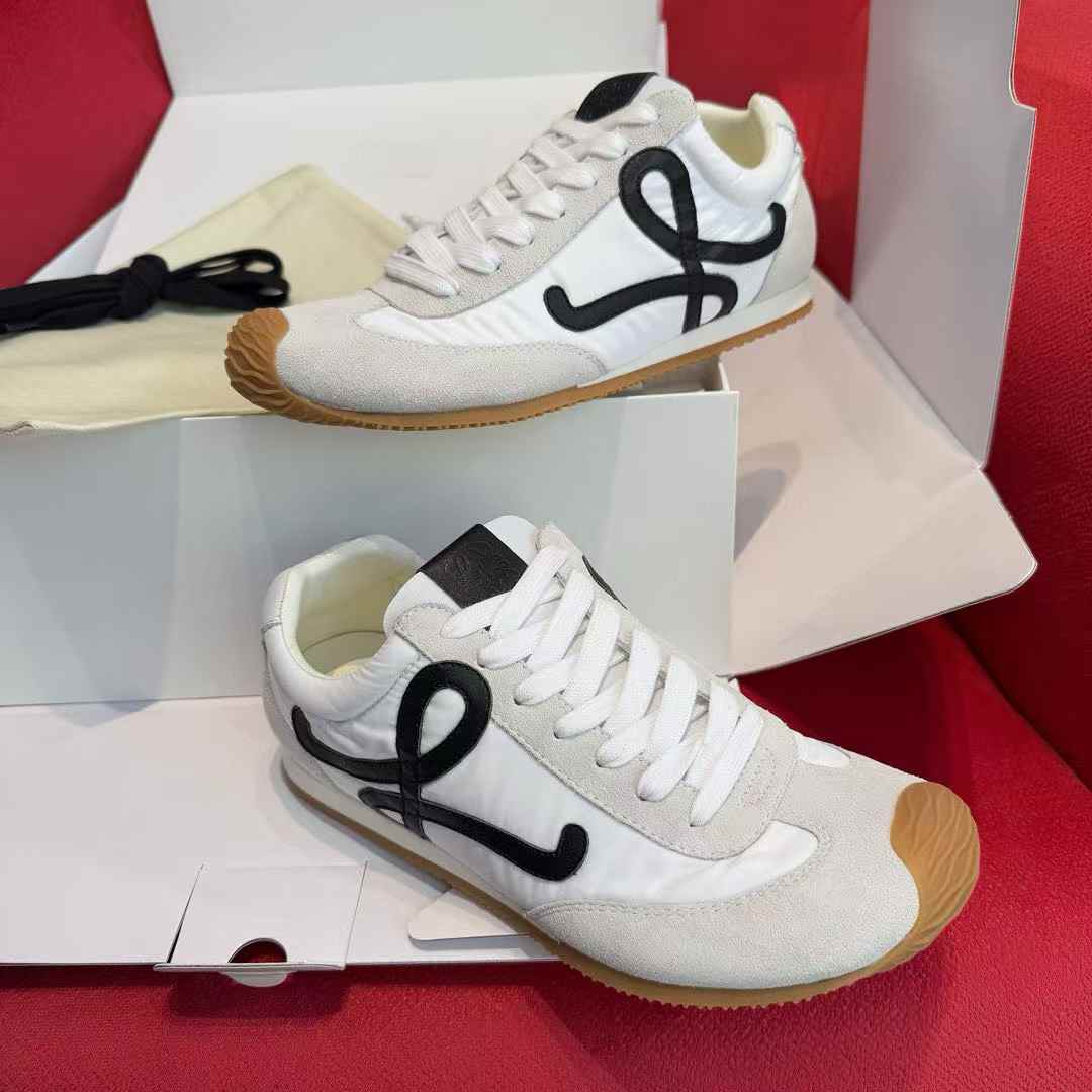 Loewe Sneakers view 7