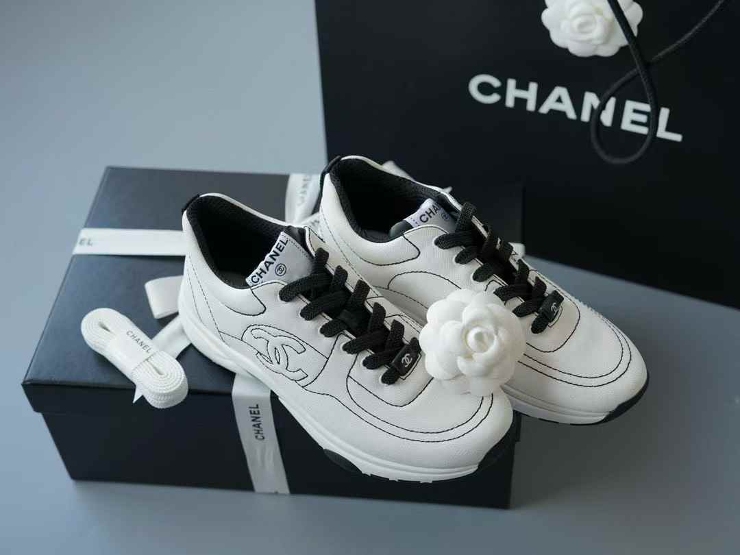 Chanel 25C Sneakers view 3