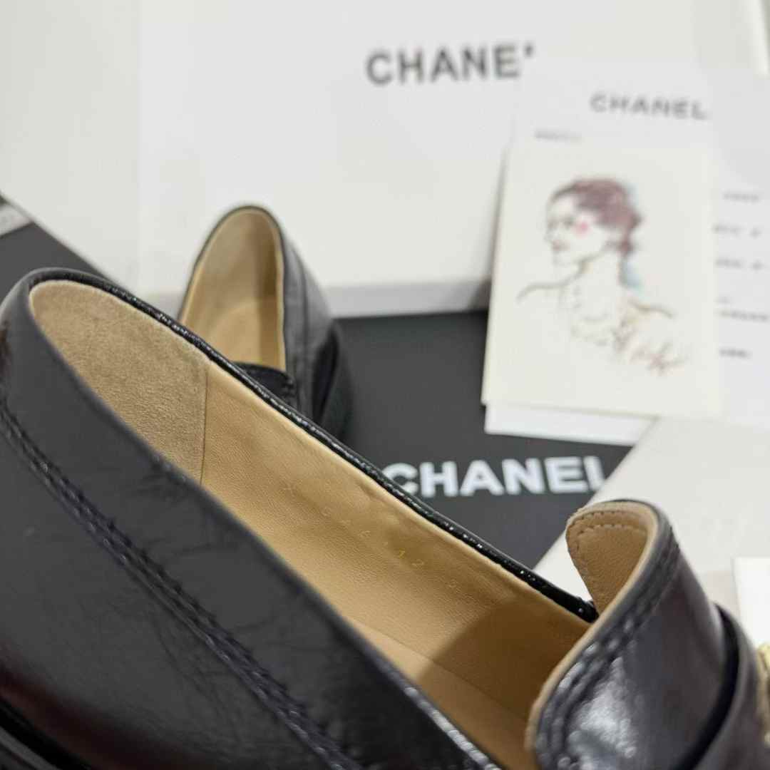 Chanel Casual leather shoes view 7