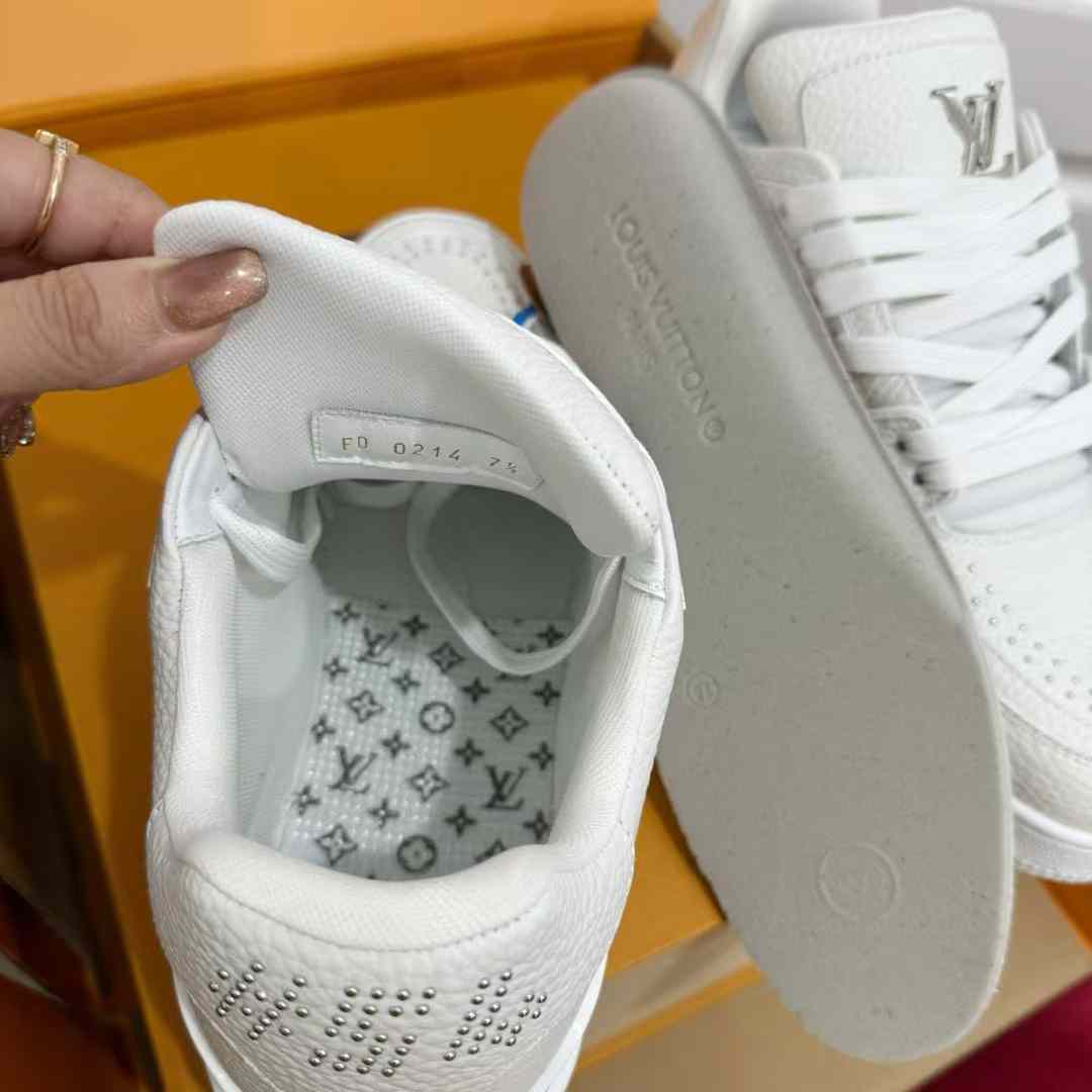 Louis Vuitton TRAINER 25 Sneakers view 7