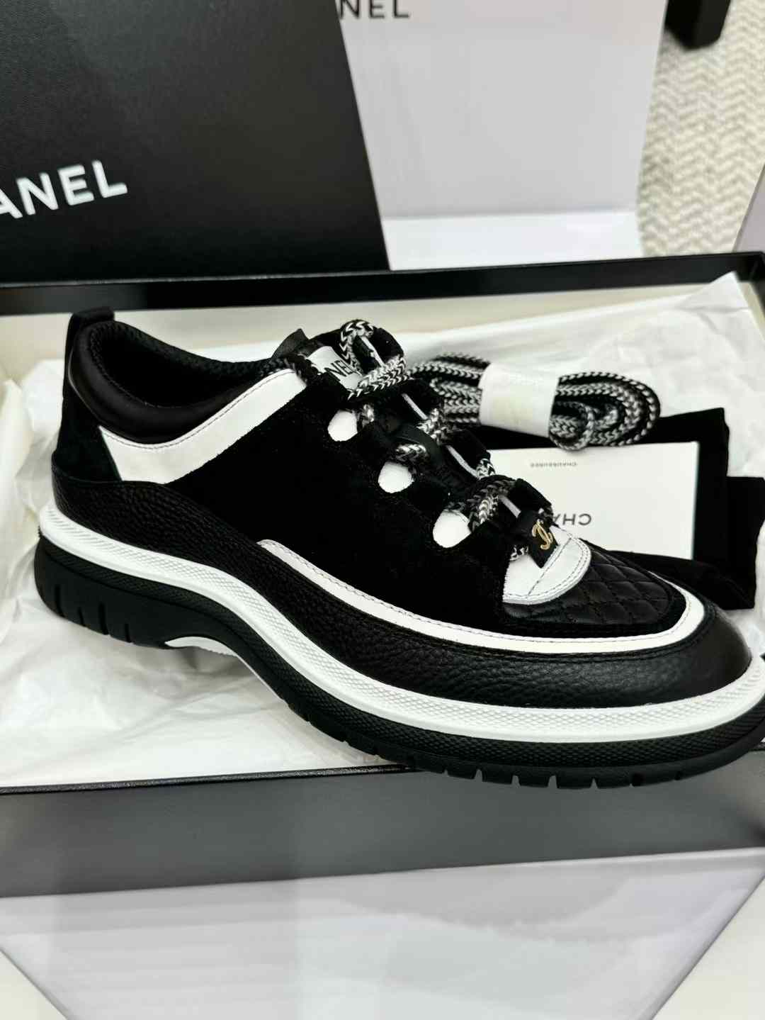 Chanel 25C Sneakers view 4