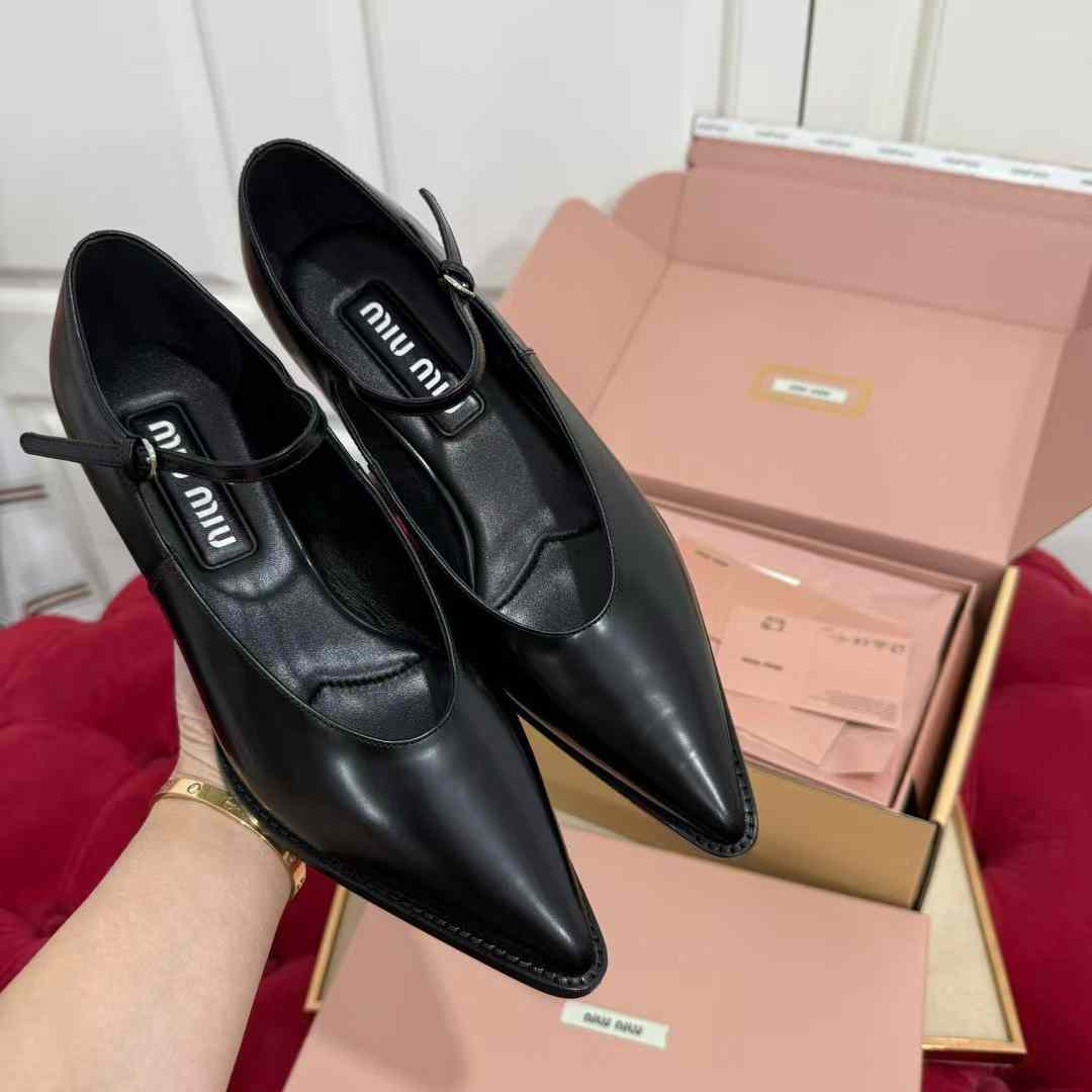 Miu Miu 2024 High heels view 7