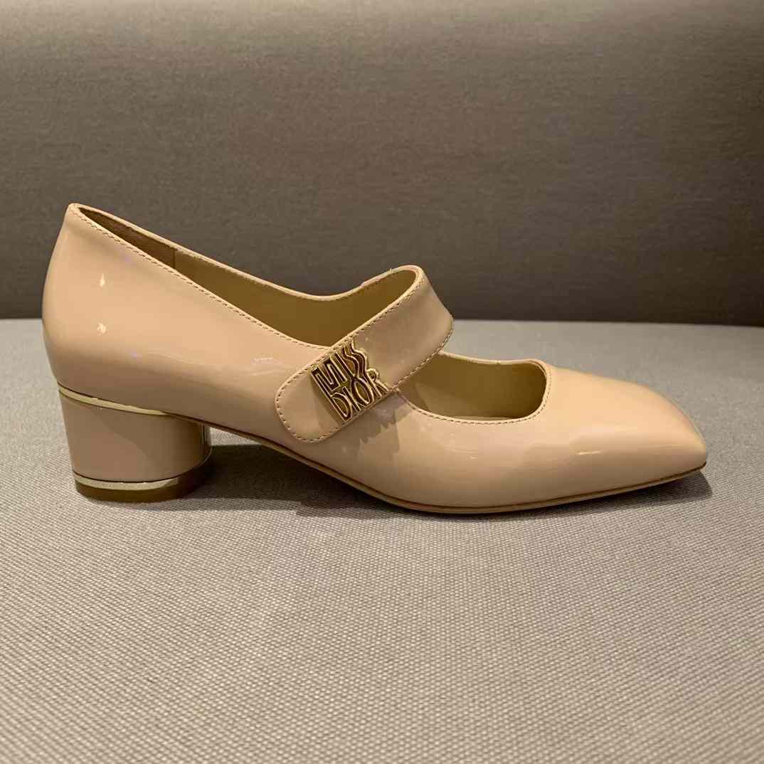 Dior MISS Leather shoes view 1