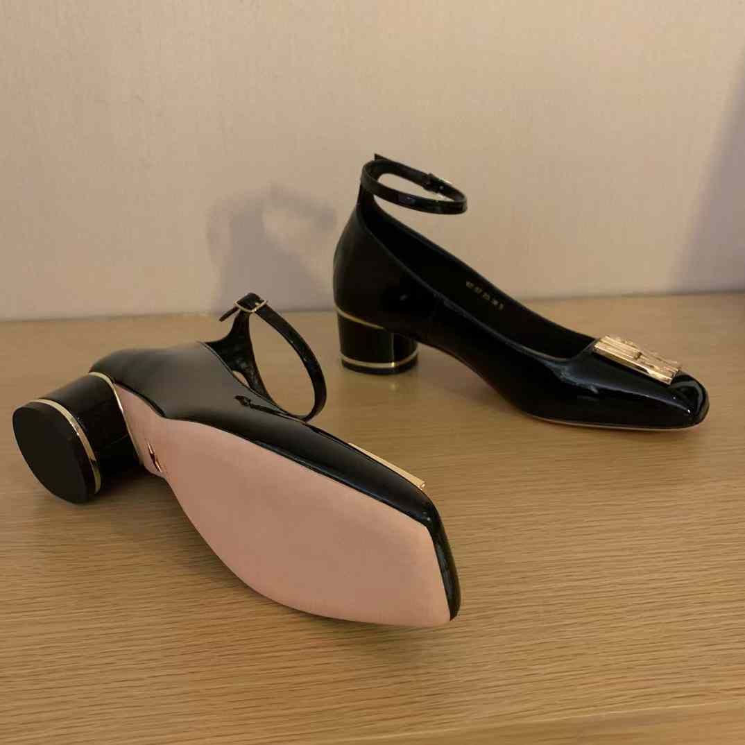 Dior Thick heeled leather shoes view 8