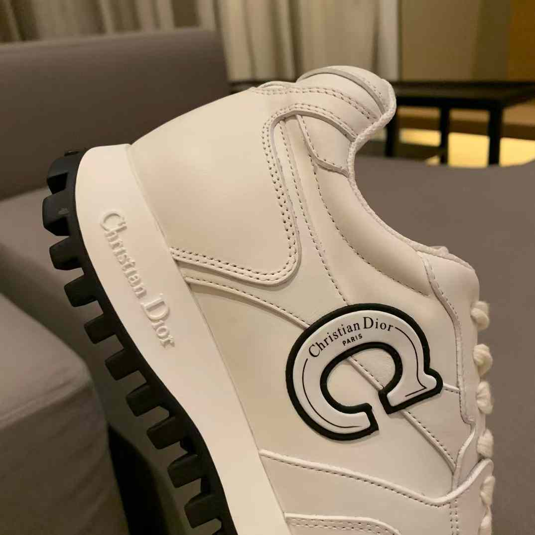 Dior Sneakers view 15