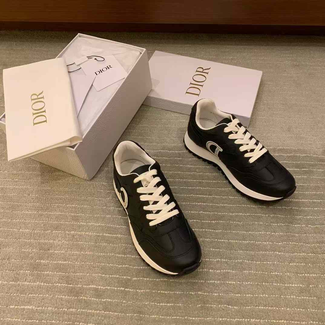 Dior Sneakers view 18