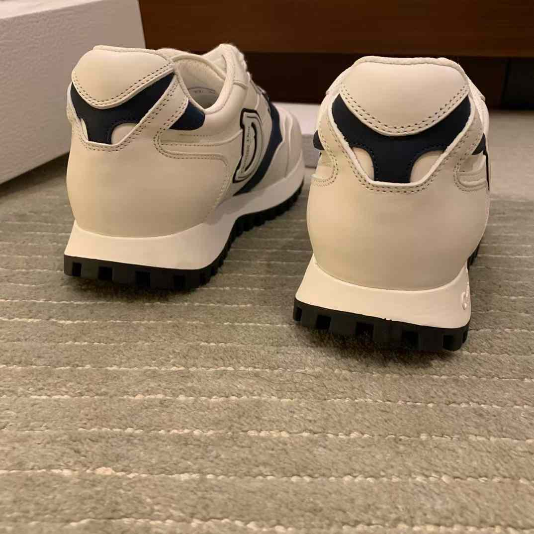 Dior Sneakers view 8
