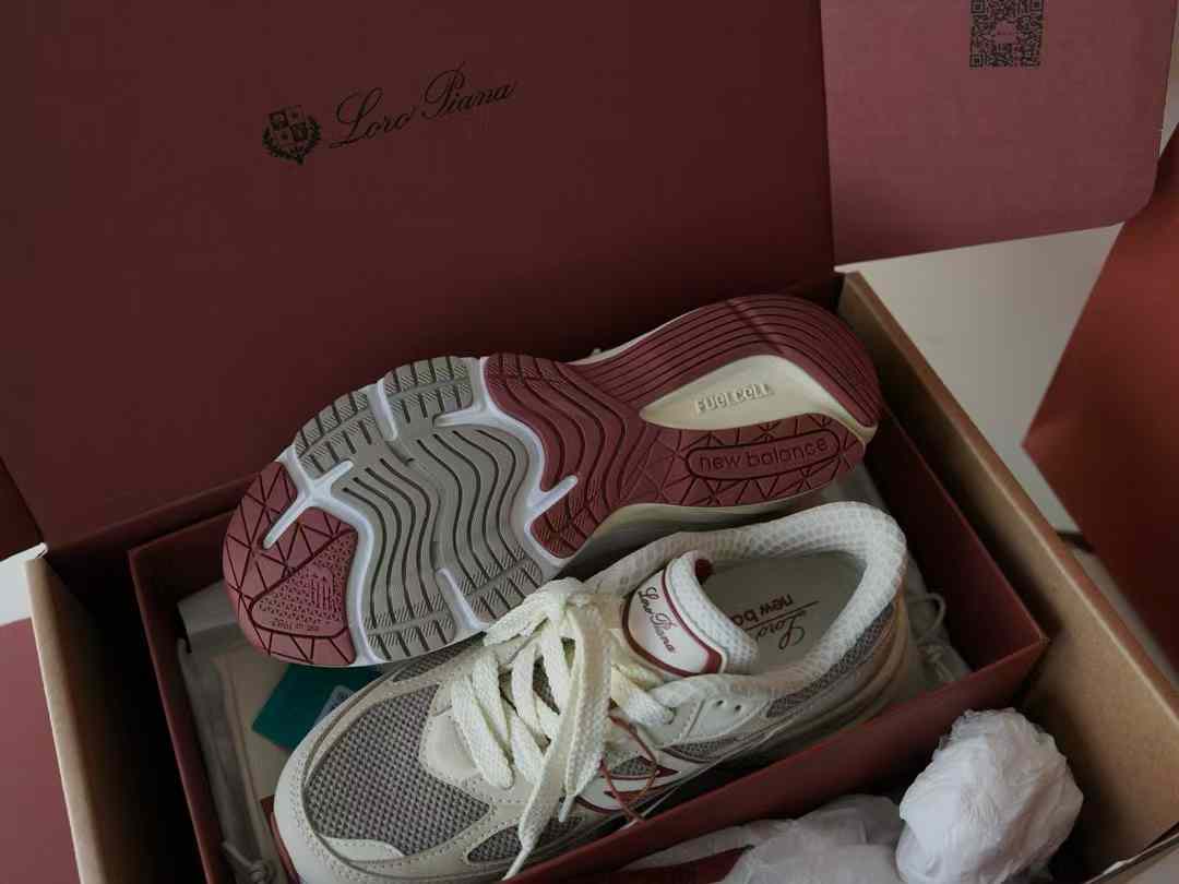 Loro Piana NEW BALANCE 990V6 Sneakers view 6