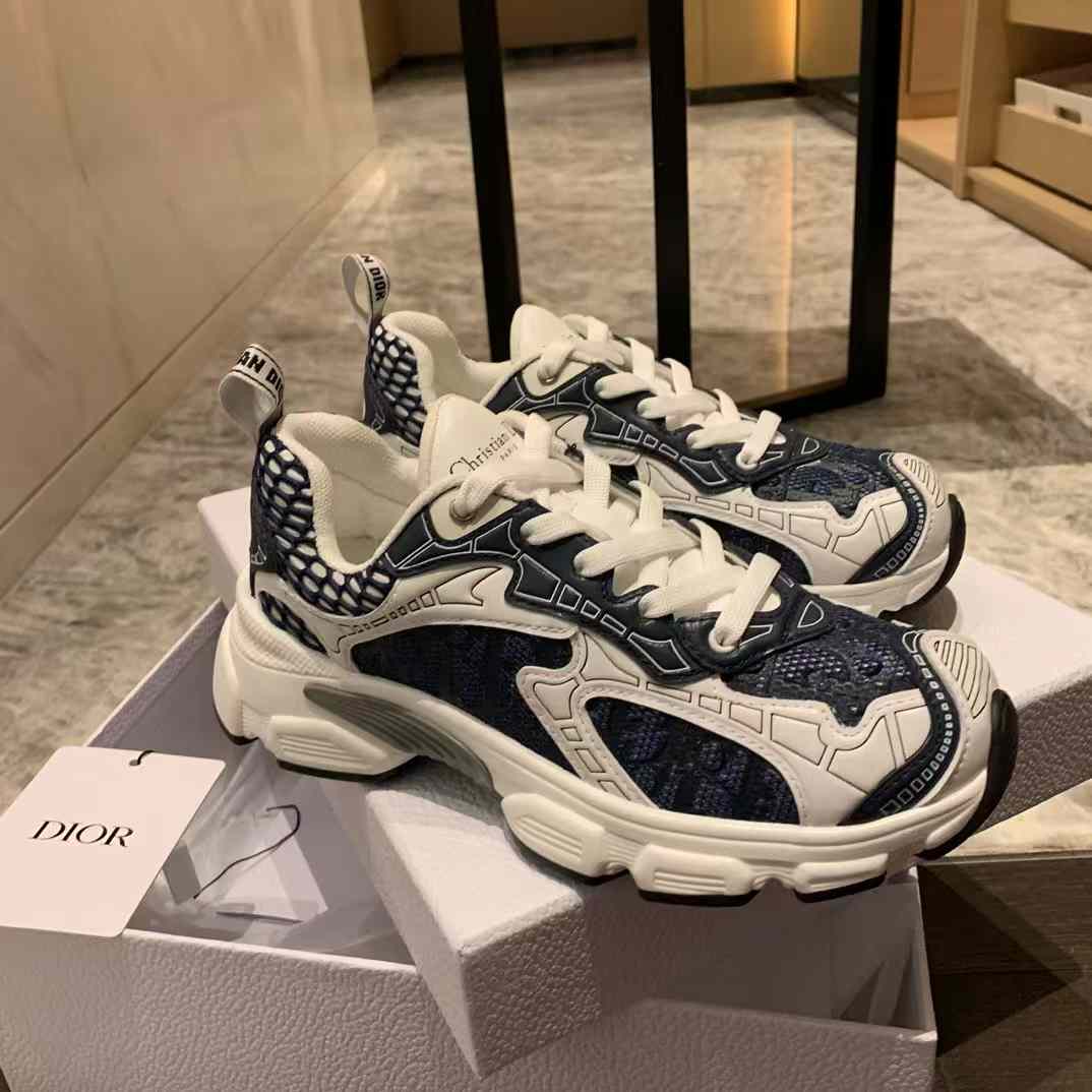 Dior VIBE Sneakers view 2