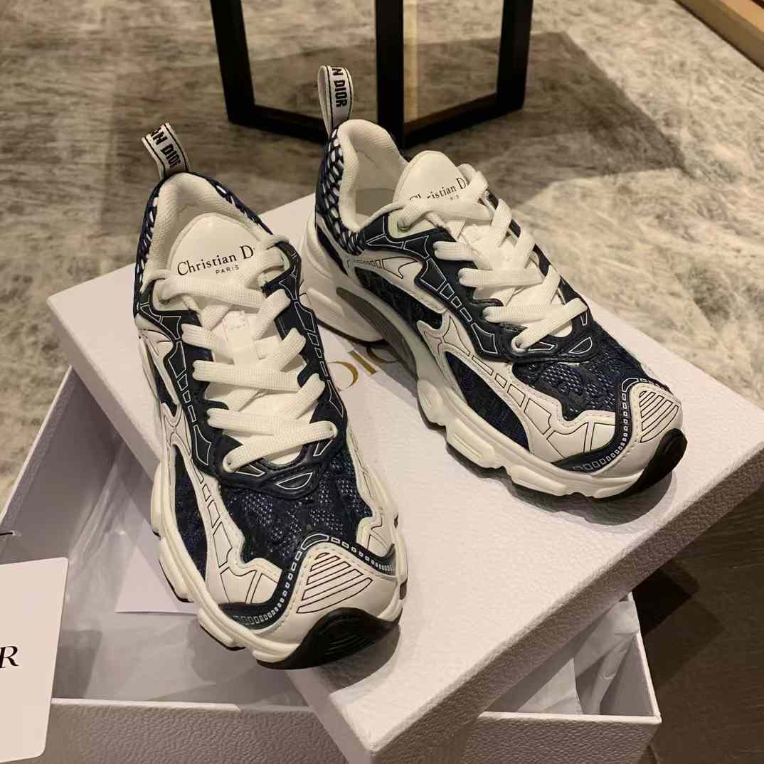 Dior VIBE Sneakers view 3