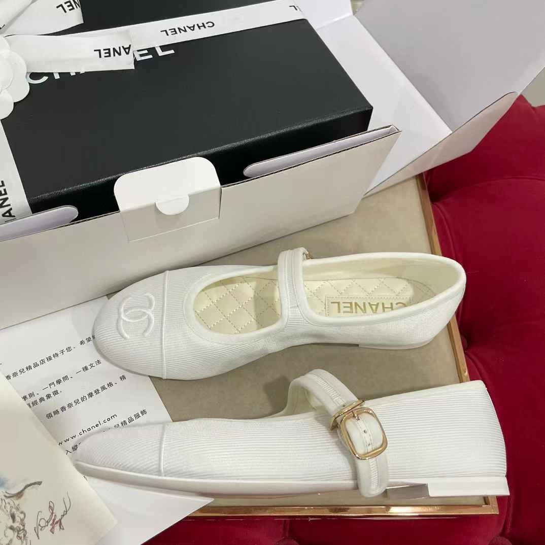 Chanel Mary Jane leather shoes view 4
