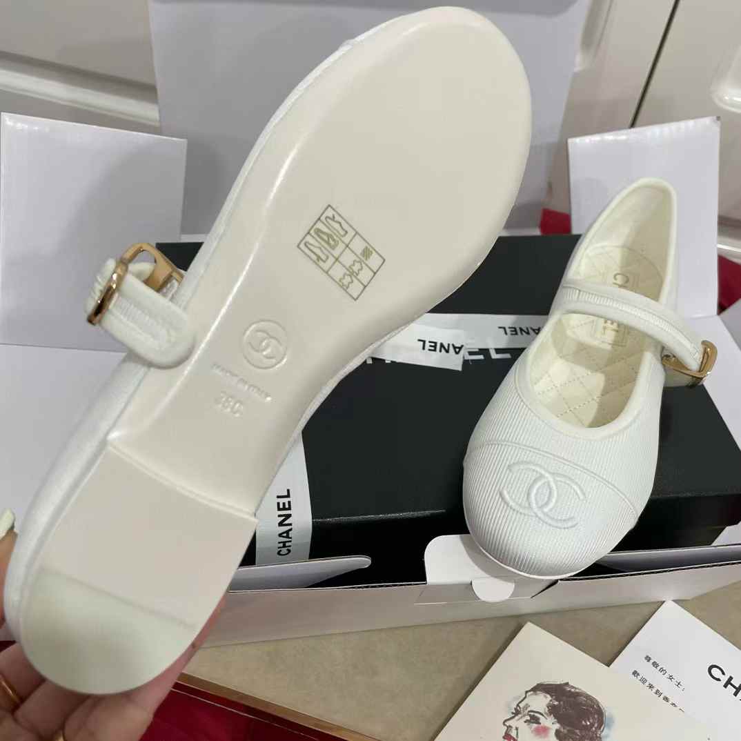 Chanel Mary Jane leather shoes view 9