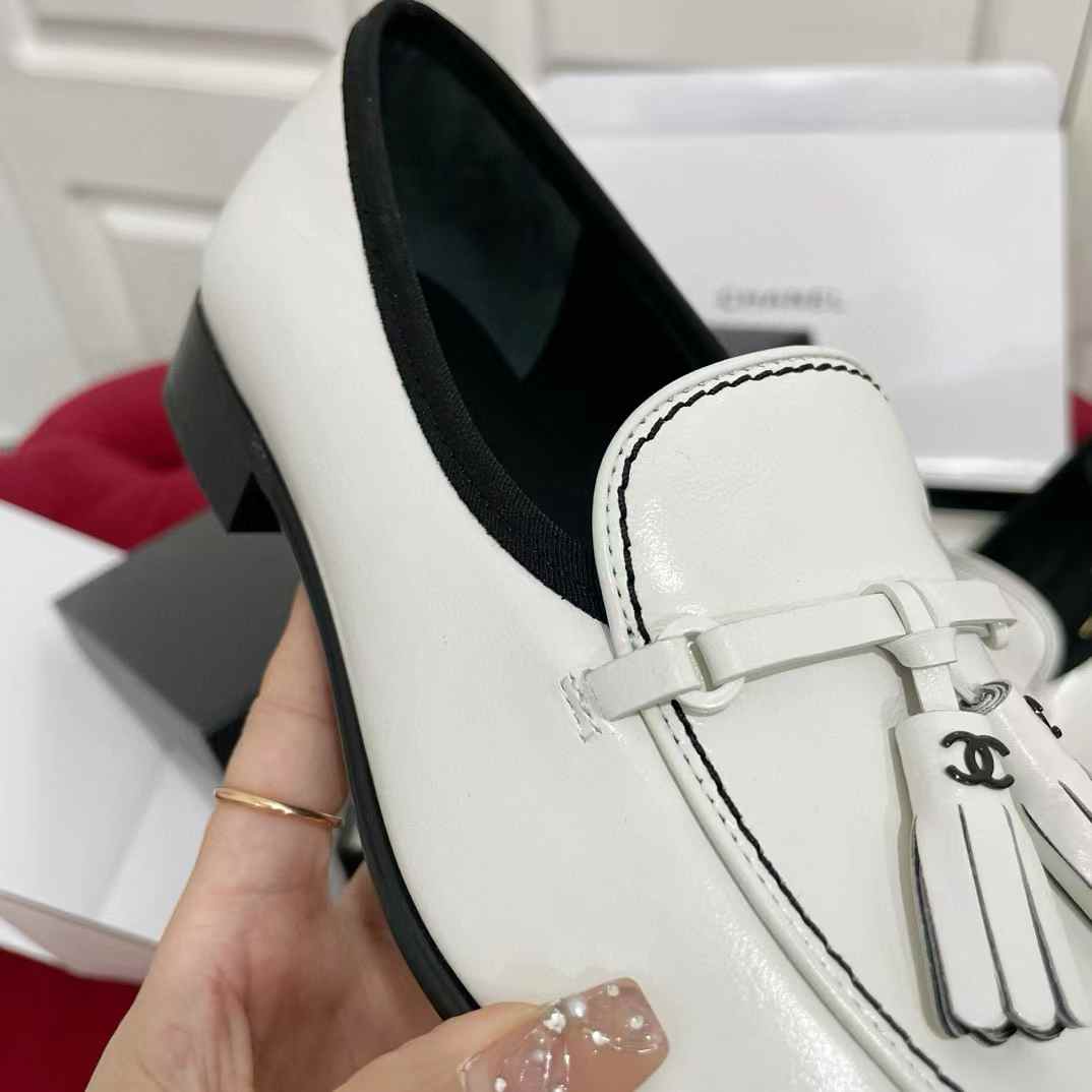 Chanel Casual leather shoes view 8