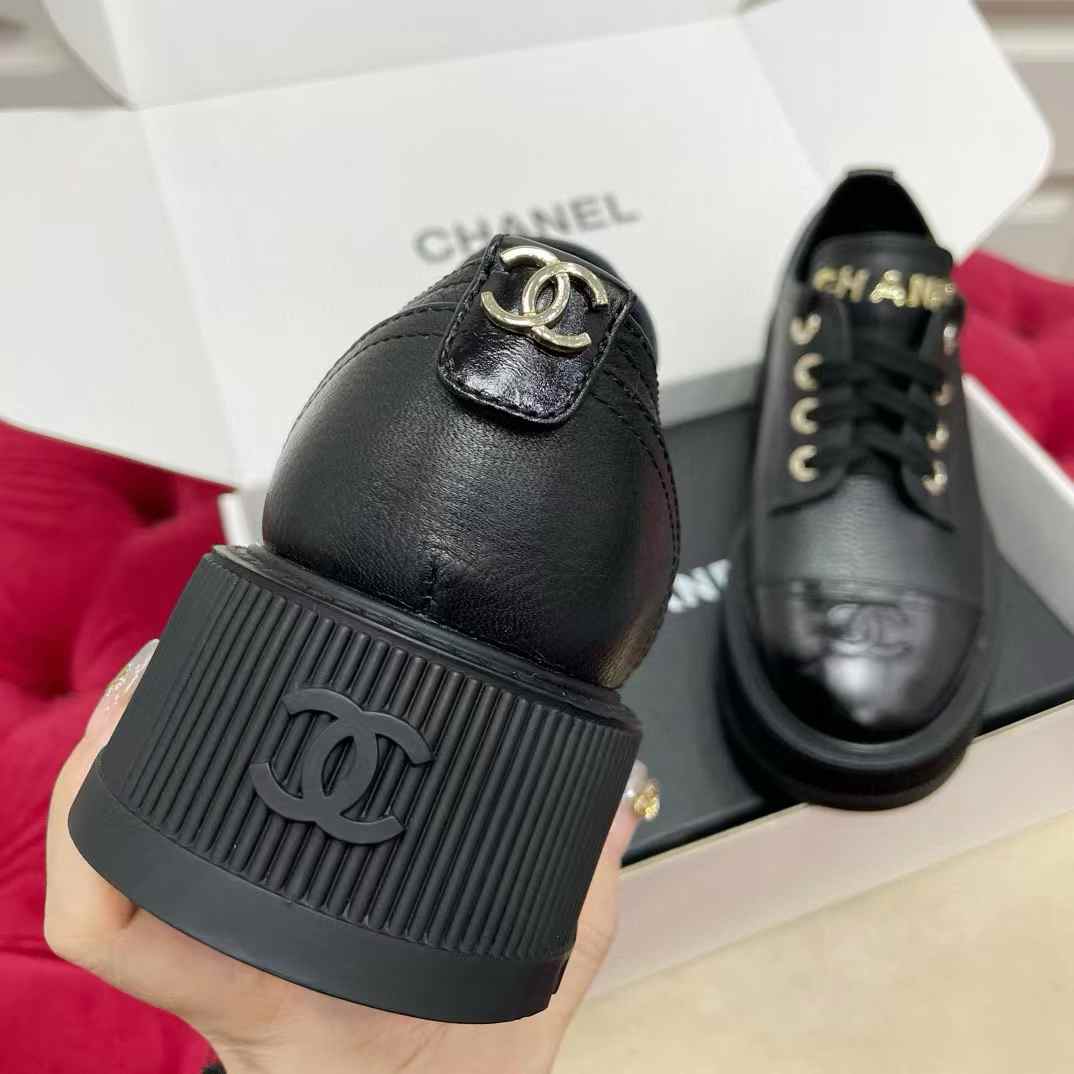 Chanel Casual leather shoes view 7