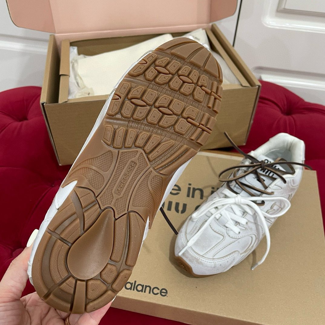 Miu Miu New Balance x 530sl view 11