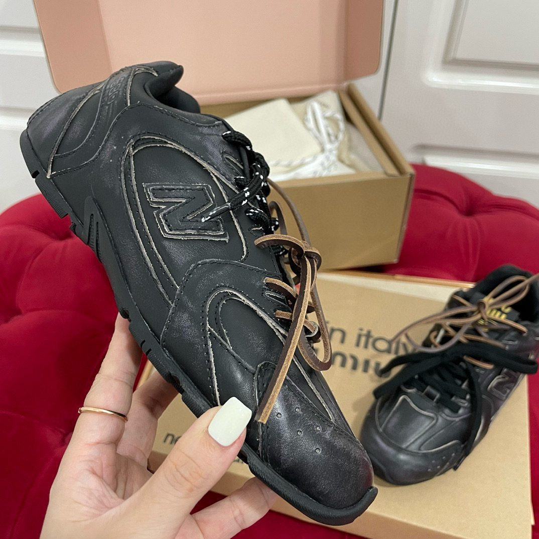 Miu Miu New Balance x 530sl view 2