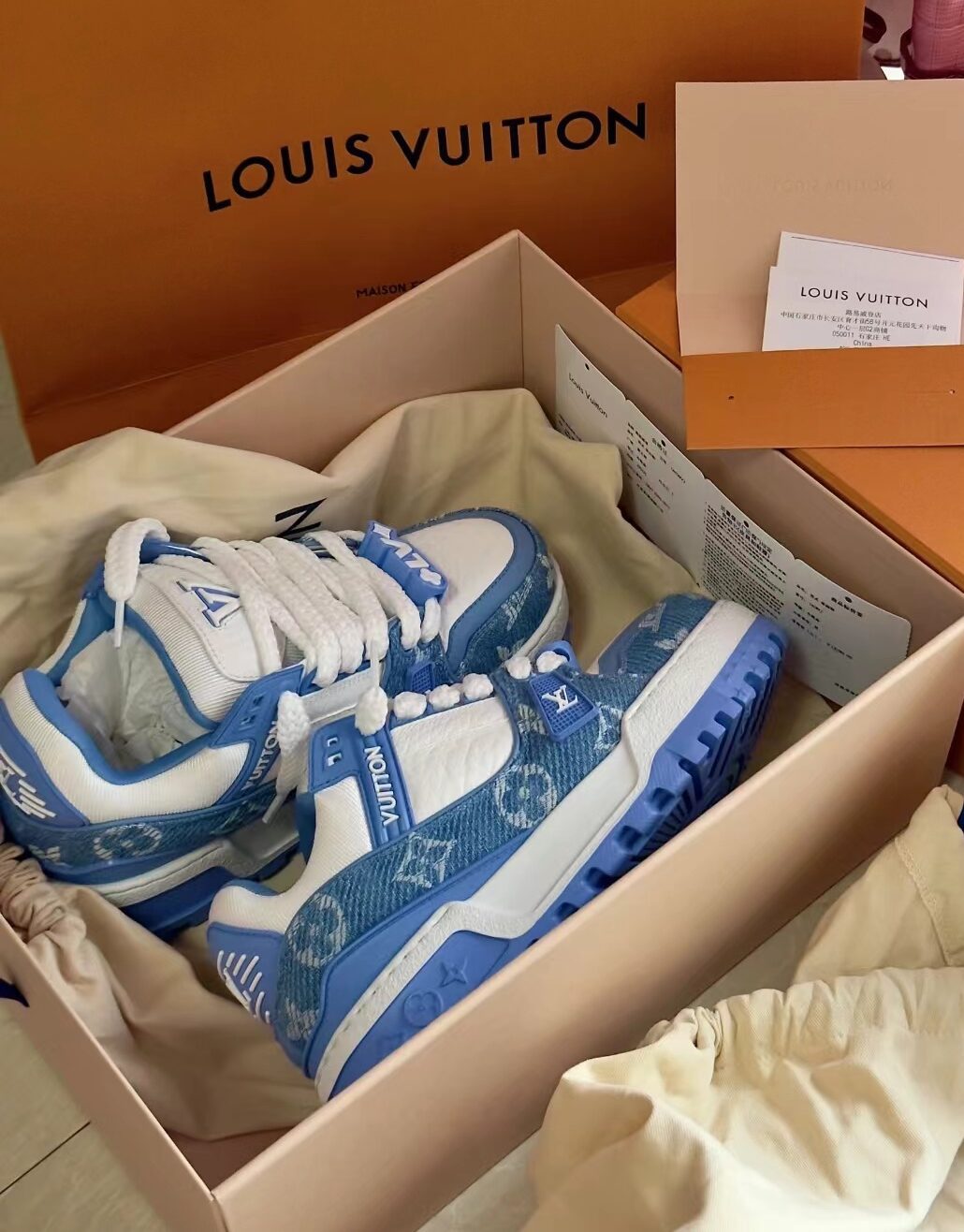 Louis Vuitton TRAINER MAXI sneaker view 1