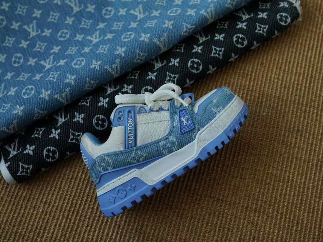 Louis Vuitton TRAINER MAXI sneaker view 12