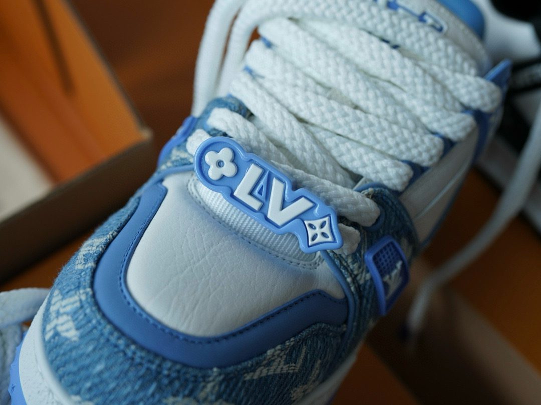 Louis Vuitton TRAINER MAXI sneaker view 4