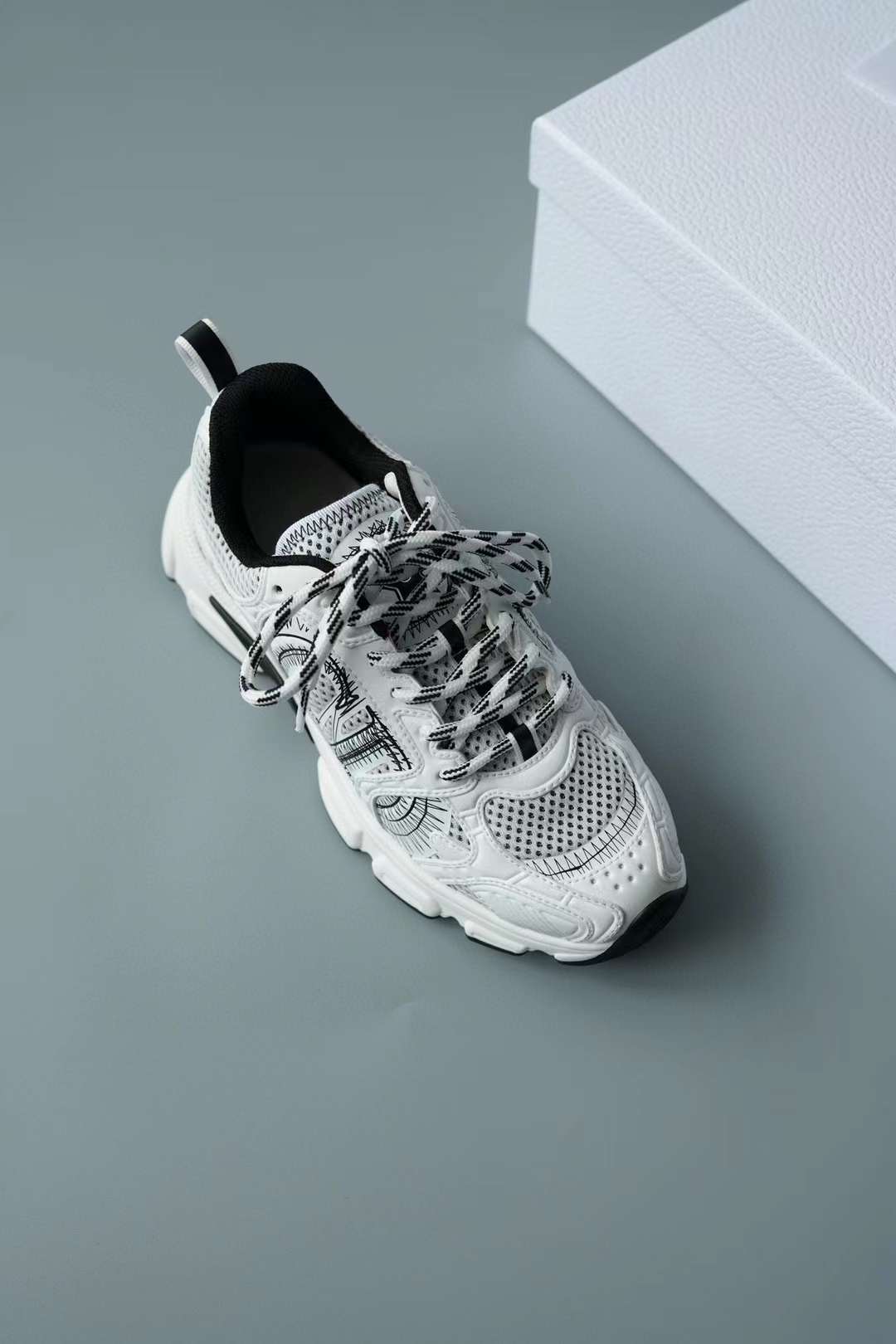 Dior Chrono Sneaker view 8