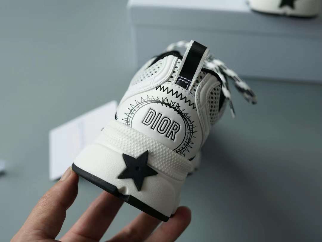 Dior Chrono Sneaker view 9