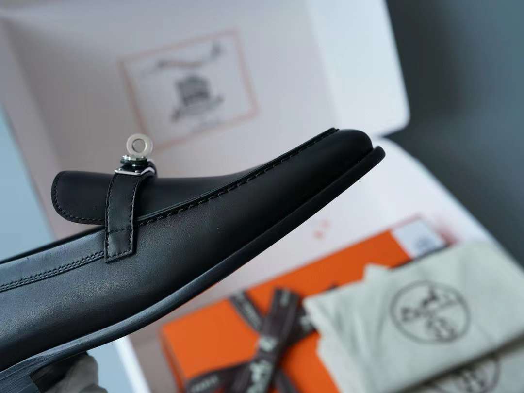 Hermès Destin loafer view 4