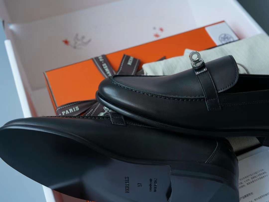 Hermès Destin loafer view 7
