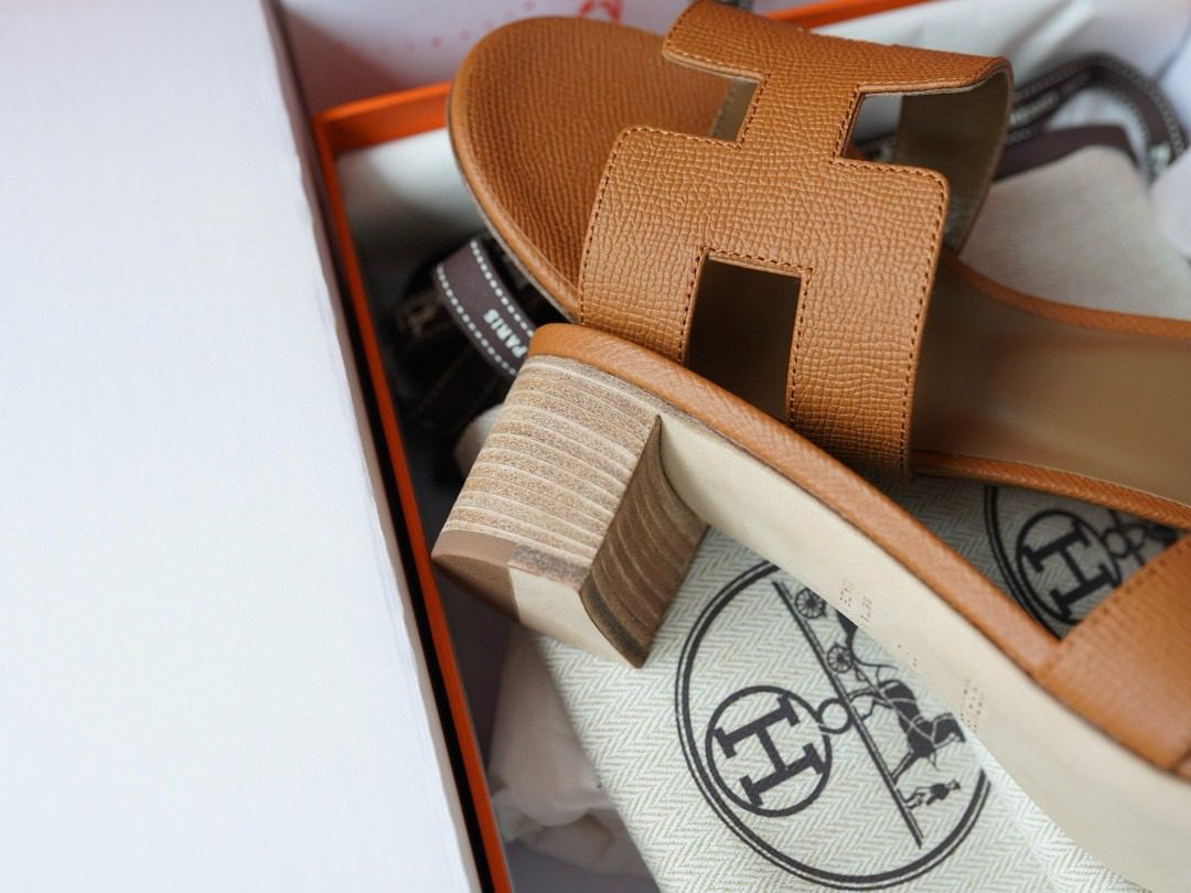 Hermès Oasis sandal view 10