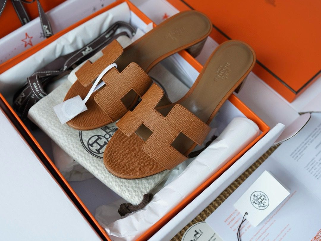 Hermès Oasis sandal view 12