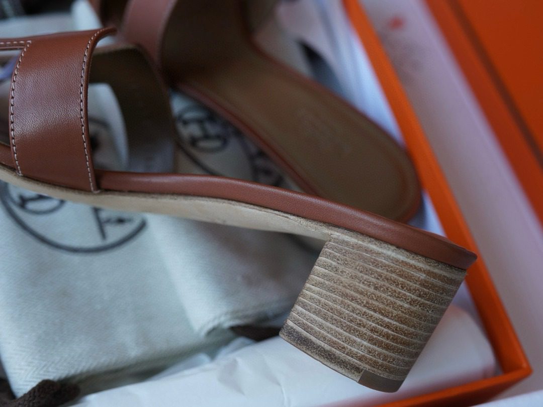 Hermès Oasis sandal view 7