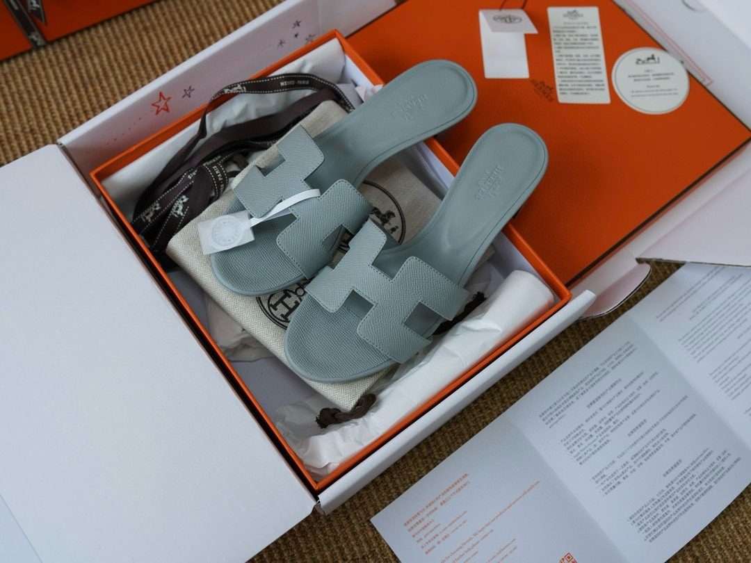 Hermès Oasis sandal view 10