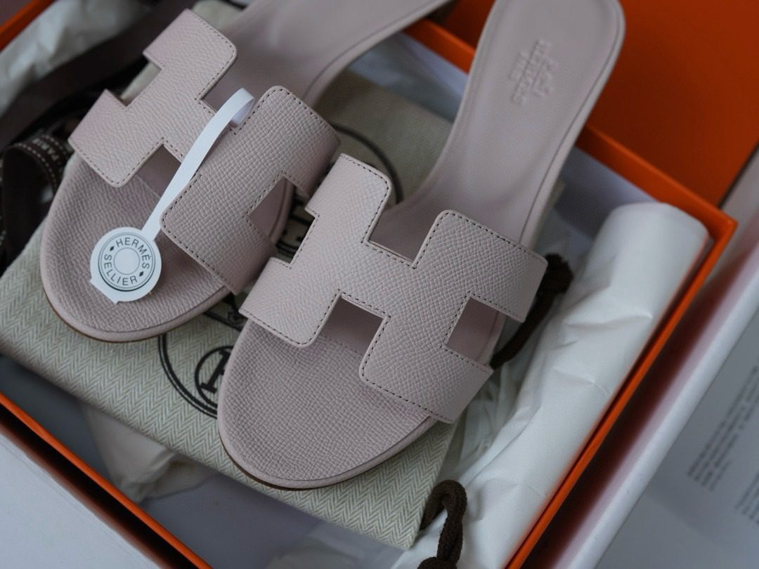 Hermès Oasis sandal view 11