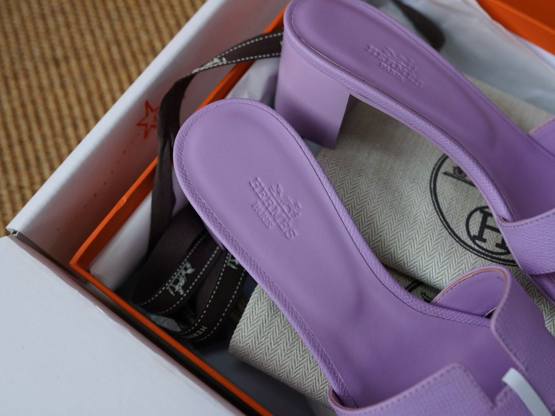Hermès Oasis sandal view 7