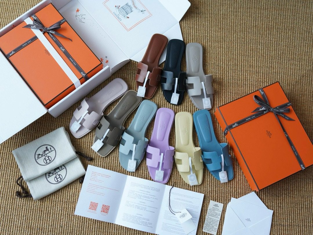 Hermès Oran sandal view 12