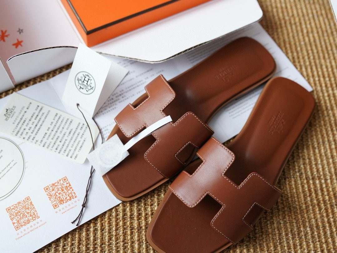 Hermès Oran sandal view 7