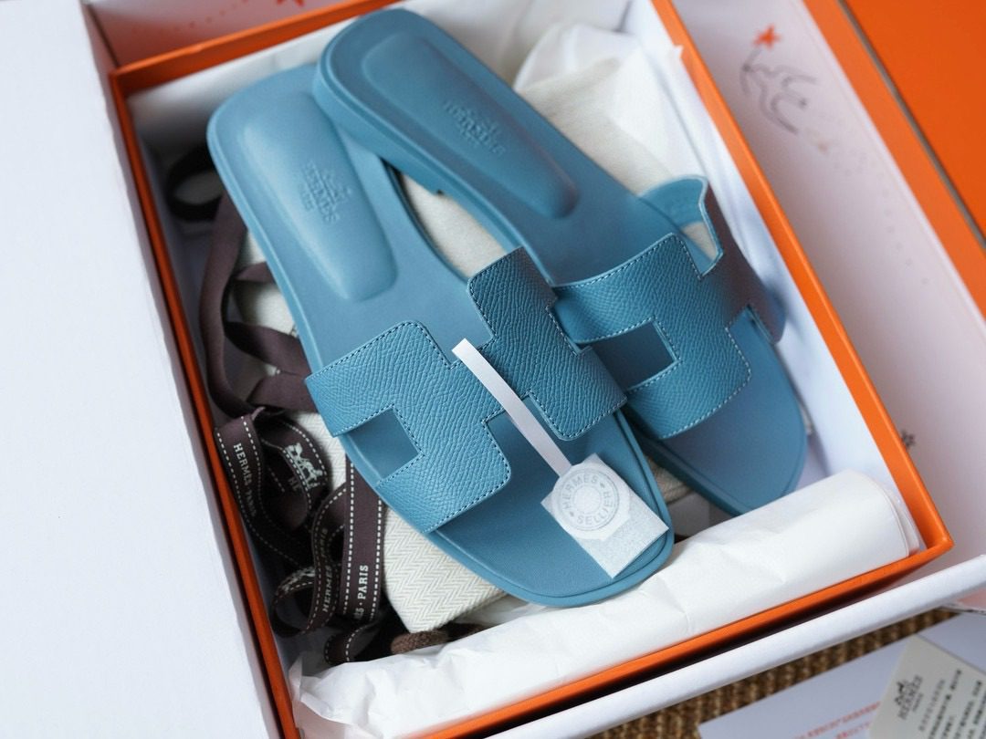 Hermès Oran sandal view 4