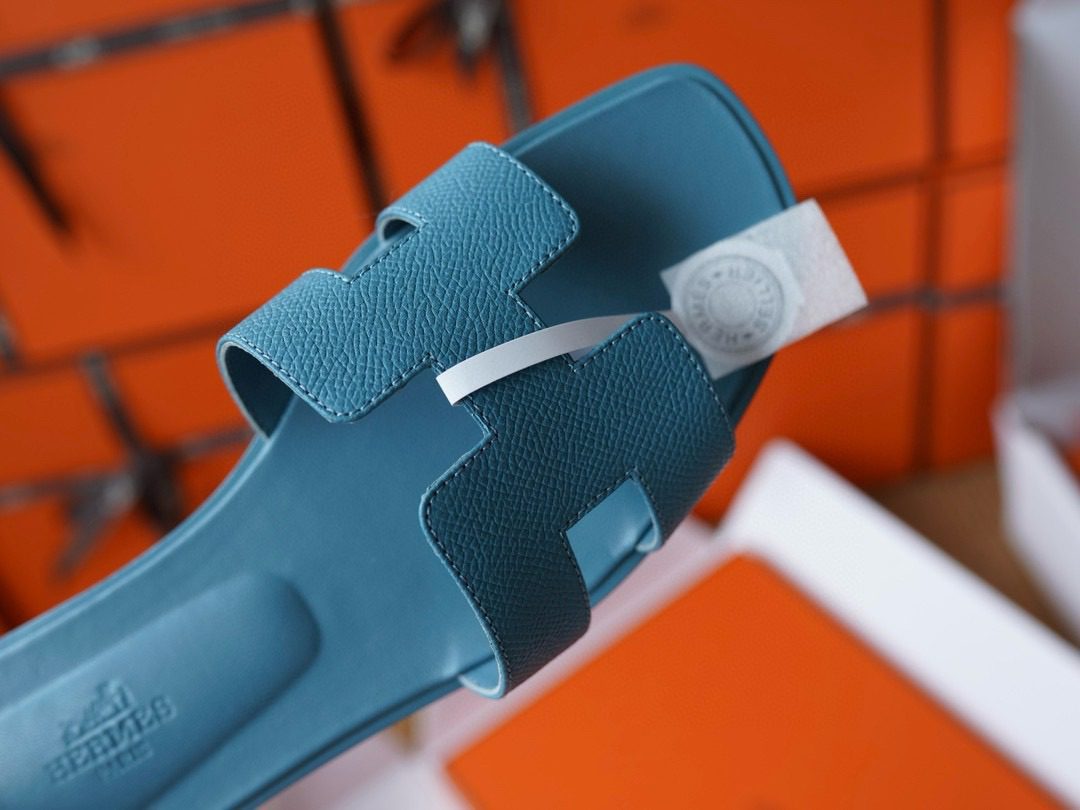 Hermès Oran sandal view 5