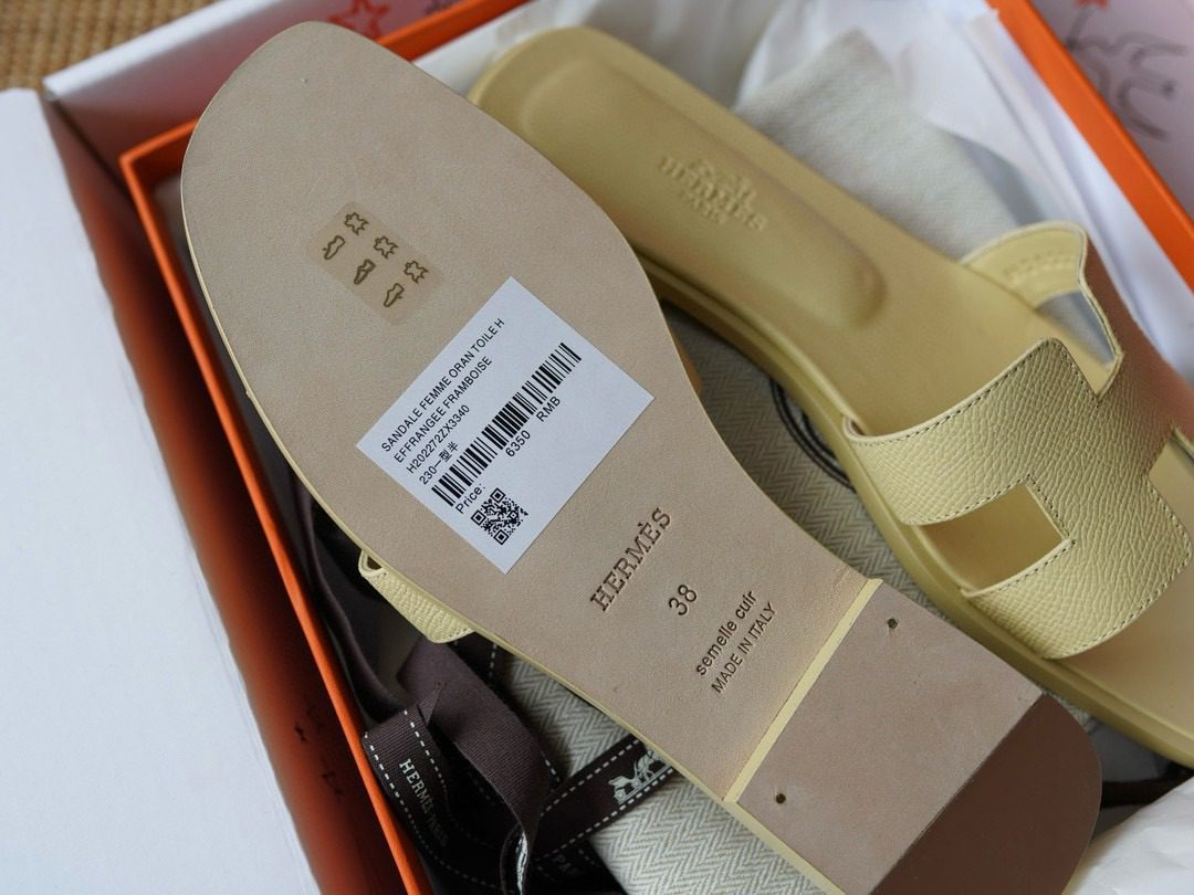 Hermès Oran sandal view 6