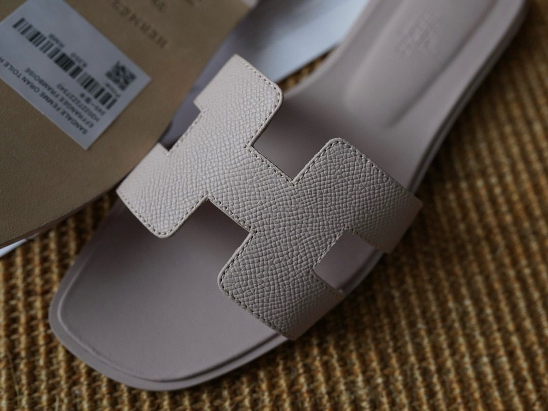 Hermès Oran sandal view 8