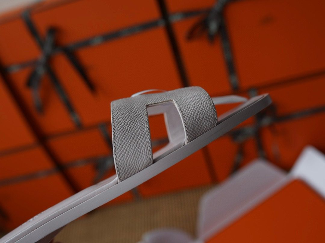 Hermès Oran sandal view 9