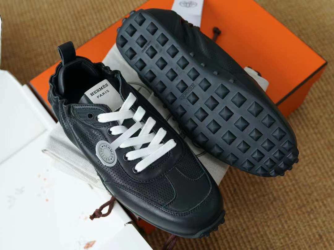 Hermès IN sneakers view 12