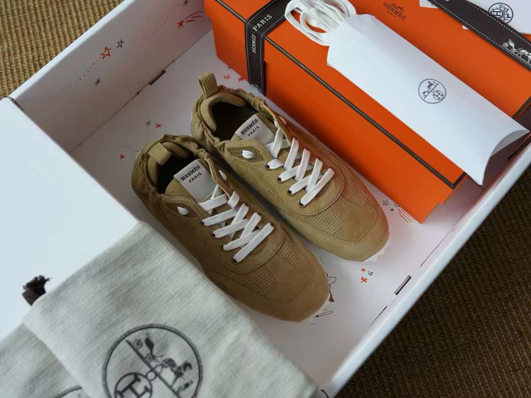 Hermès IN sneakers view 2