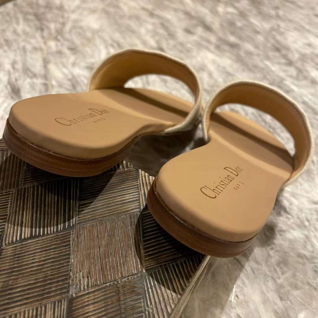 Dior Dway Slide view 12