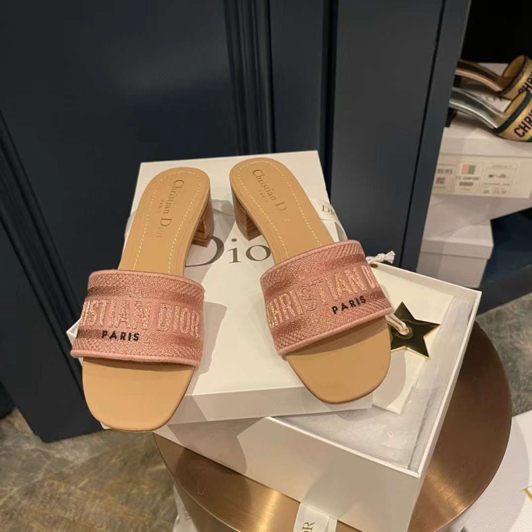 Dior Dway Slide view 1